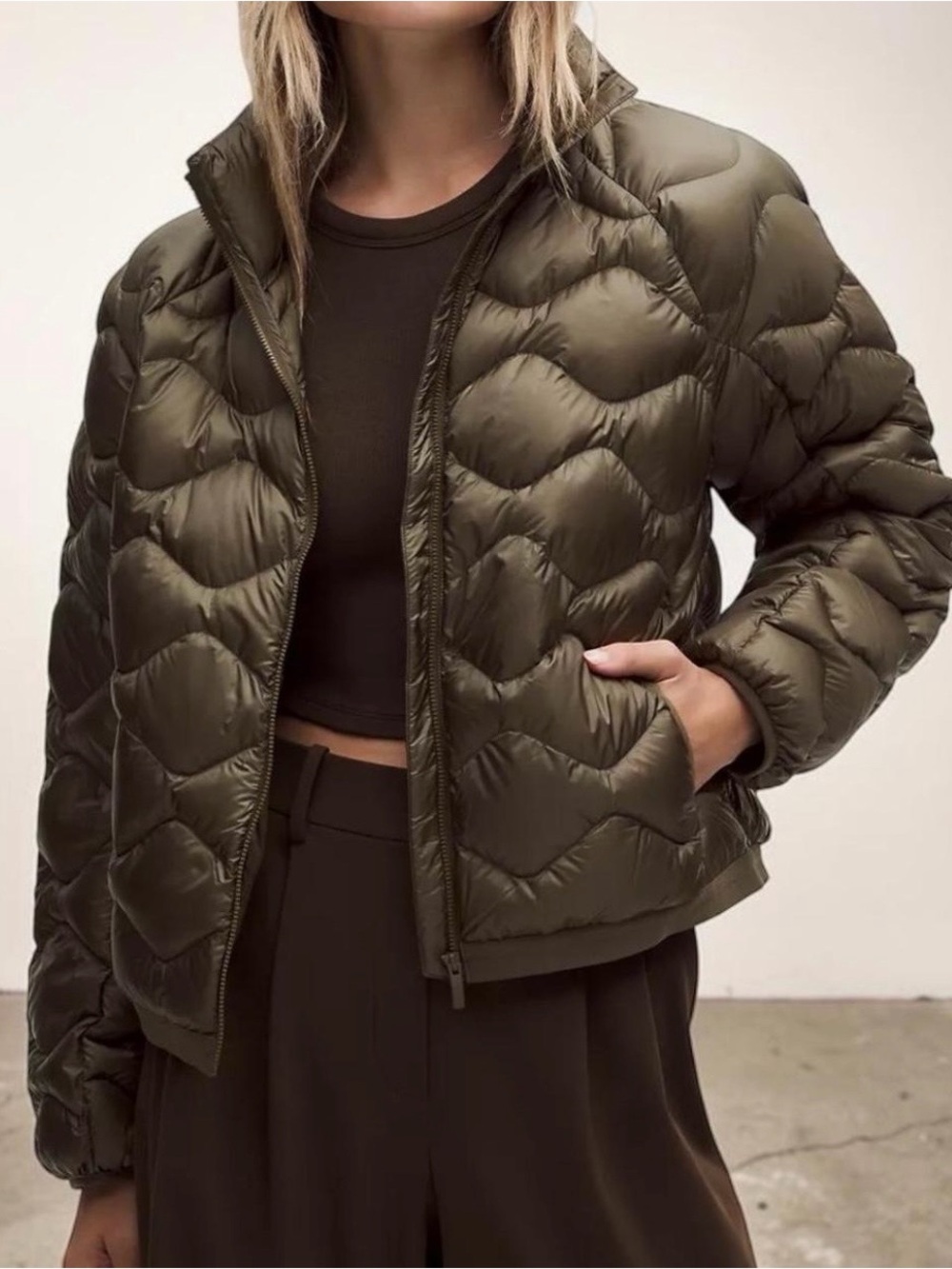 lululemon athletica Featherweight 900-Down-Fill Olive Quilted Puffer Jacket